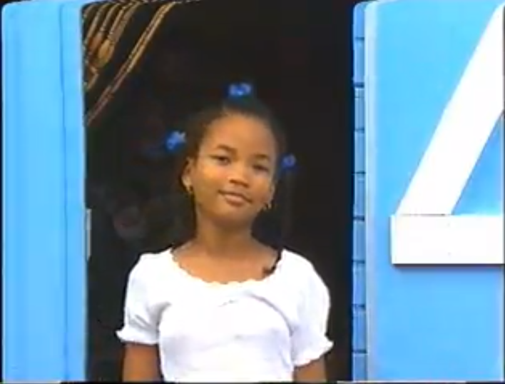 AU LARGE DE LA GUADELOUPE